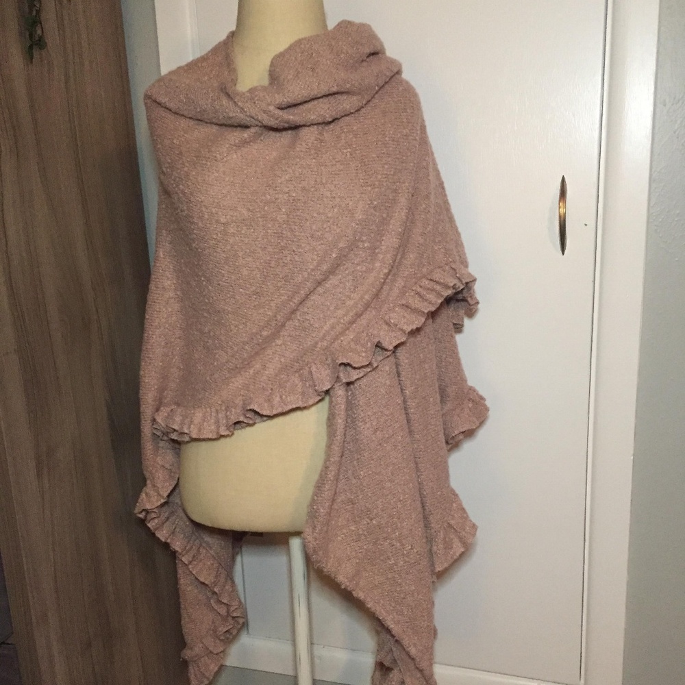 Ruffled Rose Blush Shawl